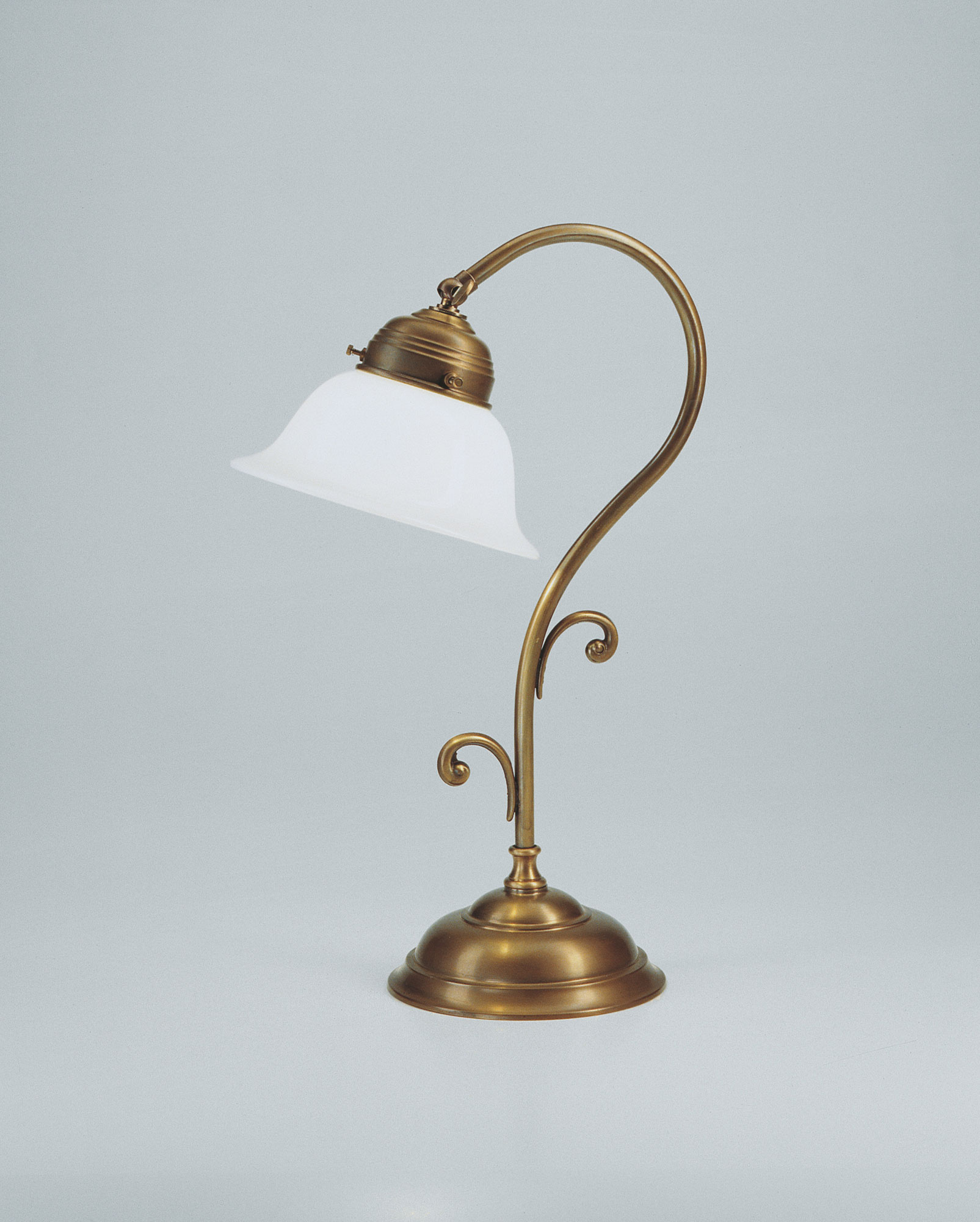 Tischleuchte Q5-11 op B